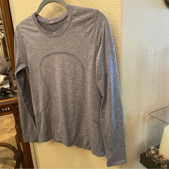 LULULEMON Women Gray Swiftly Tech Long Sleeve Athletic Shirt Size 6 - Picture 2 of 5